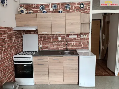 Prodej bytu 2+kk, Kraslice, Pod nádražím, 40 m2