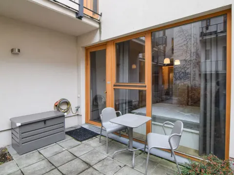 Pronájem bytu 1+kk, Praha - Žižkov, Štítného, 34 m2