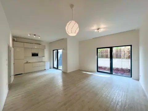 Pronájem bytu 1+kk, Praha - Smíchov, Pod Barvířkou, 48 m2