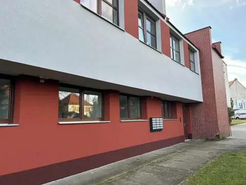 Pronájem bytu 2+kk, Polepy, 52 m2