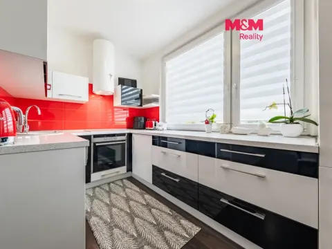 Prodej bytu 4+1, Chomutov, Zengerova, 77 m2