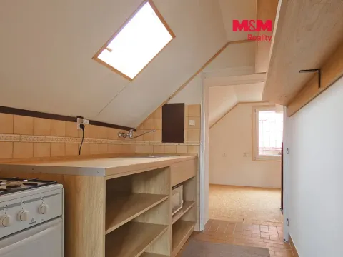 Pronájem kanceláře, Chotusice, 66 m2