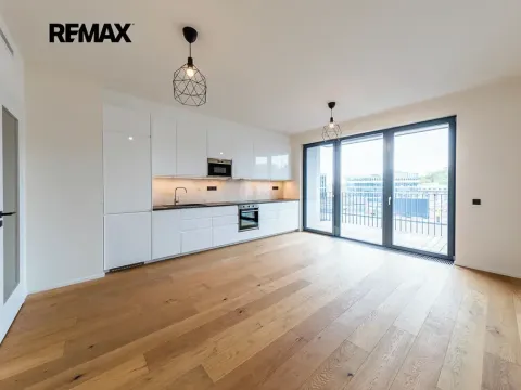 Pronájem bytu 2+kk, Praha - Smíchov, Grafická, 66 m2