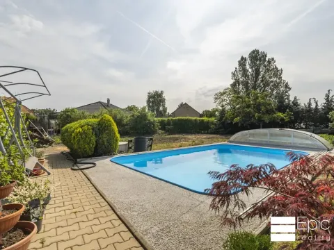 Prodej rodinného domu, Tišice, Okružní, 438 m2