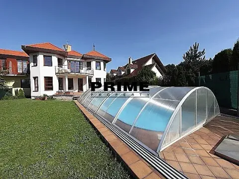Pronájem rodinného domu, Praha, Na cípu, 440 m2