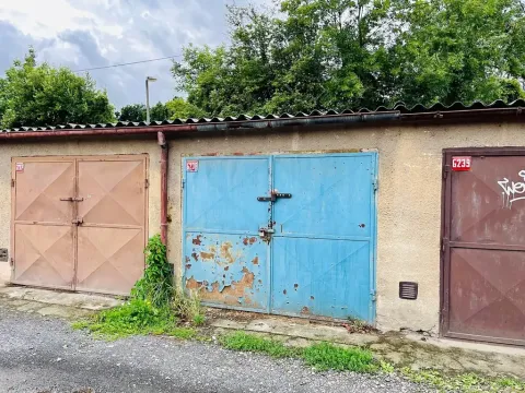 Pronájem garáže, Lovosice, U Výtopny, 18 m2