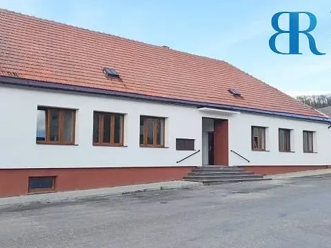Pronájem obchodního prostoru, Přestavlky, 142 m2