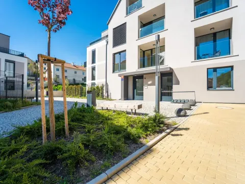 Pronájem komerční, Praha - Lysolaje, Kovárenská, 82 m2