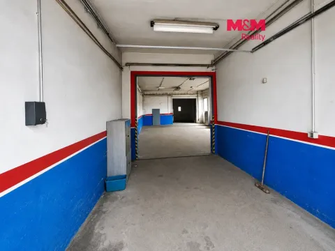 Pronájem obchodního prostoru, Hradec Králové, Panelová, 150 m2