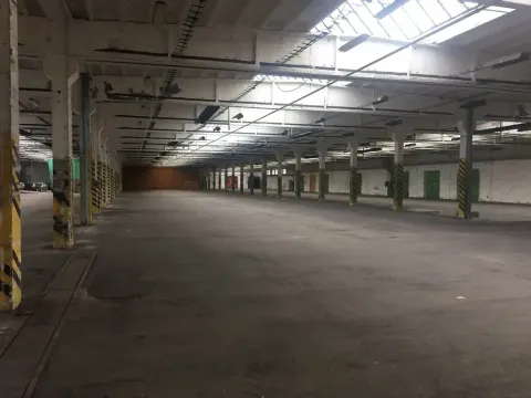 Pronájem skladu, Praha, 3000 m2