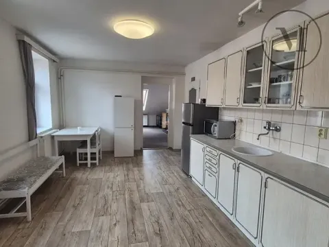 Pronájem bytu 3+1, České Budějovice, Jírovcova, 75 m2