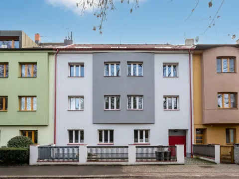 Pronájem bytu 2+kk, Pardubice - Bílé Předměstí, Bulharská, 63 m2