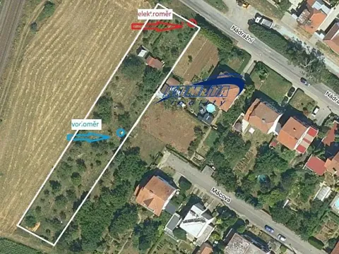 Prodej pozemku pro bydlení, Vojkovice, Mácova, 2112 m2