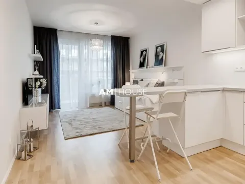 Pronájem bytu 1+kk, Praha - Letňany, Chlebovická, 52 m2