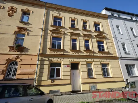 Pronájem bytu 1+1, Plzeň, Božkovská, 45 m2