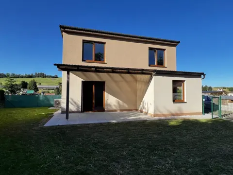 Pronájem rodinného domu, Nová Ves nad Popelkou, 78 m2