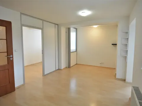 Pronájem bytu 2+kk, Praha - Břevnov, Za Strahovem, 37 m2