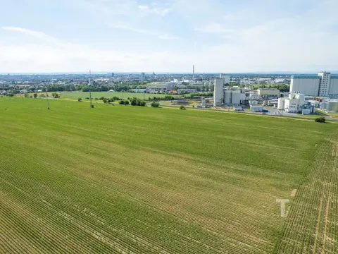 Prodej pozemku, Olomouc, 147116 m2