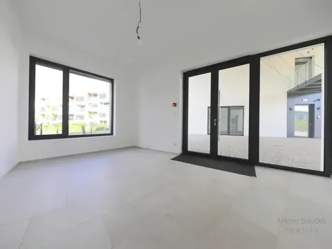 Prodej obchodního prostoru, Praha - Hlubočepy, Dostalové, 19 m2