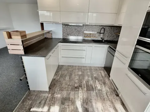 Pronájem bytu 3+kk, Kladno, Italská, 61 m2