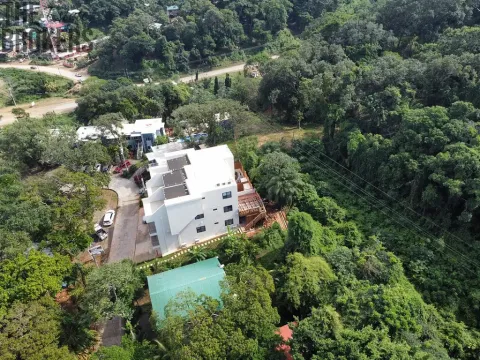 Prodej bytu 3+1, Coxen Hole, Roatán, Honduras, 139 m2