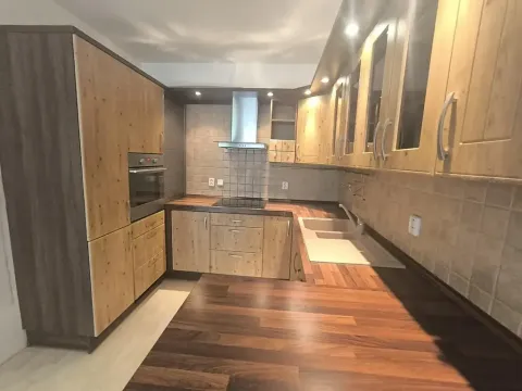 Pronájem bytu 3+kk, Hradec Králové, Rybova, 89 m2
