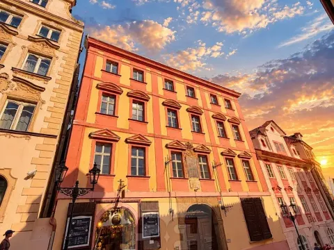 Prodej činžovního domu, Praha - Malá Strana, Nerudova, 3097 m2
