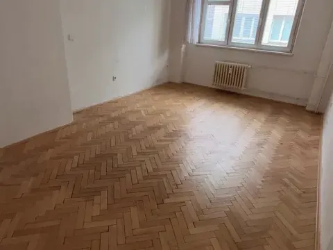Pronájem bytu 2+1, Pardubice, Sladkovského, 75 m2