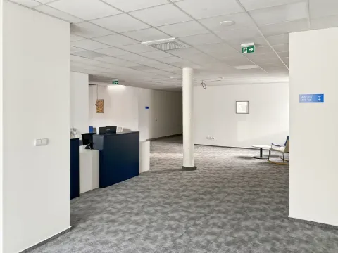 Pronájem komerční, Vratimov, Masarykovo náměstí, 1 m2