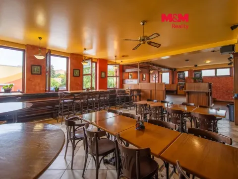 Pronájem restaurace, Most, Obránců míru, 400 m2