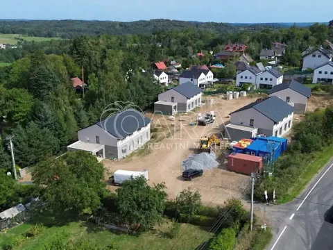 Prodej rodinného domu, Kamenice, Benešovská, 156 m2