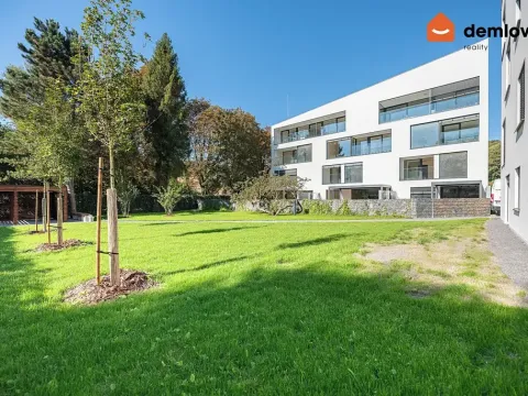 Pronájem bytu 2+kk, Ostrava, Na Burni, 47 m2