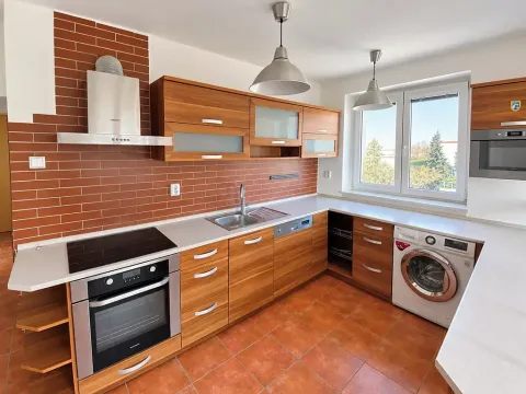 Prodej bytu 3+1, Mimoň, Letná, 73 m2