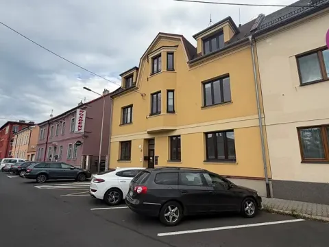 Pronájem kanceláře, Ostrava, Ocelářská, 300 m2