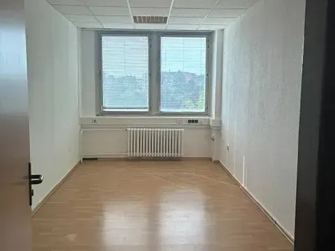 Pronájem kanceláře, Liberec, Švermova, 18 m2