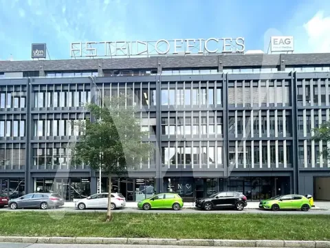 Pronájem kanceláře, Praha - Holešovice, Dělnická, 441 m2