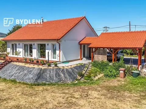 Prodej rodinného domu, Píšťany, 112 m2